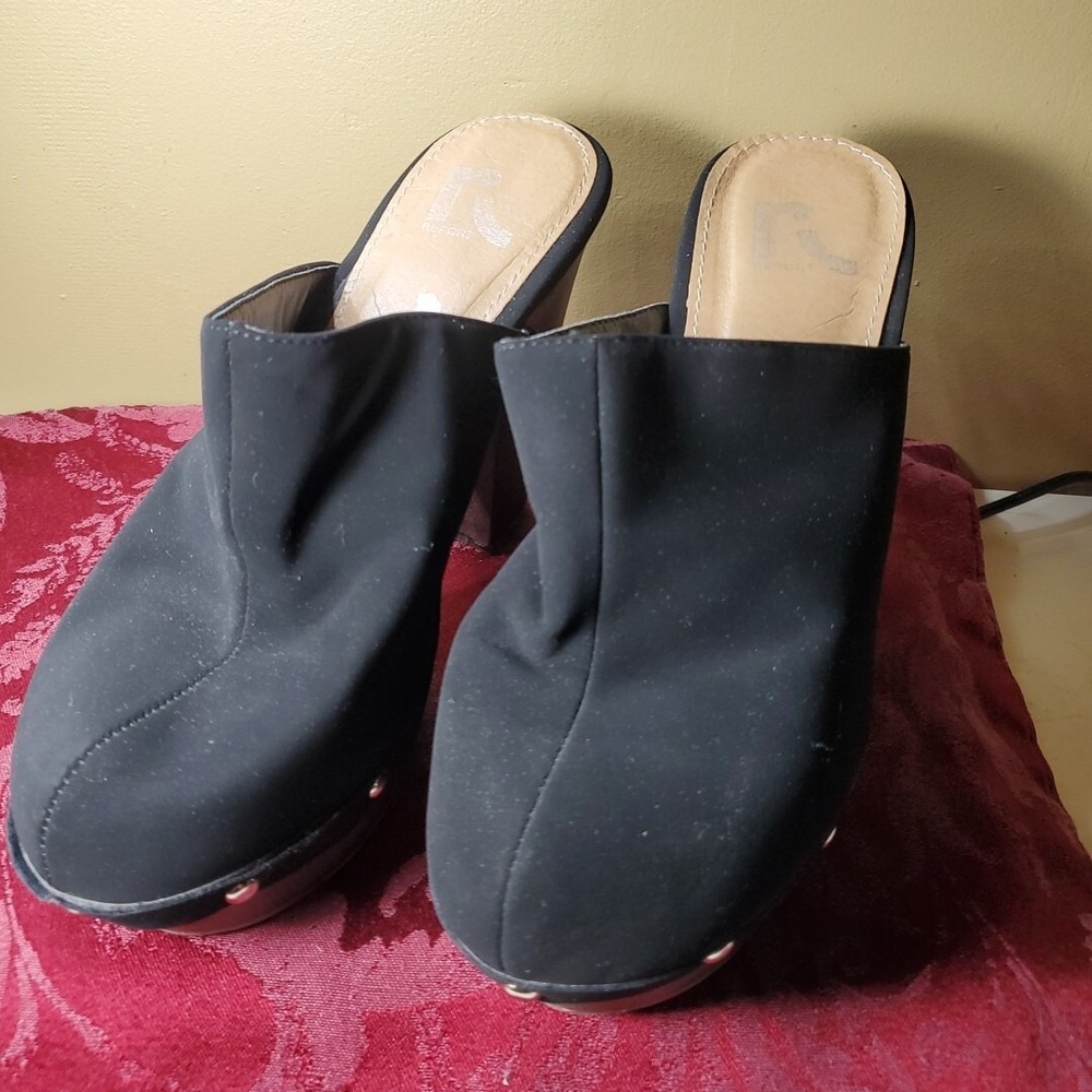 Report 7 Theresa Platform Clogs Womens Black Studded Wood Block Heel Mules Retro